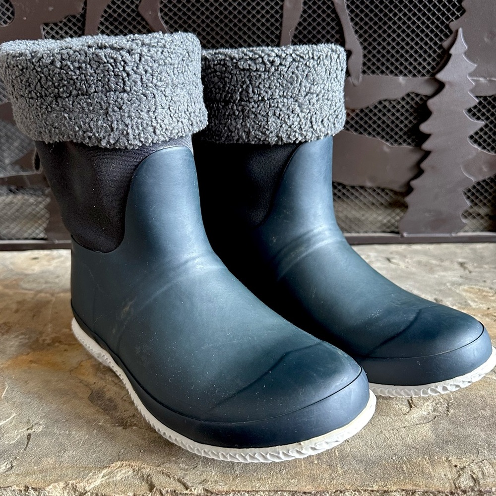 HUNTER Insulated Roll-Top Sherpa Boots, Navy - Sz. 8 (UK Sz. 5)   VGUC